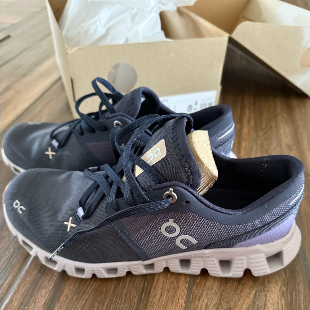 On Cloud X3 Shoes - like new!